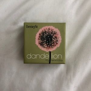Benefit Dandelion blush